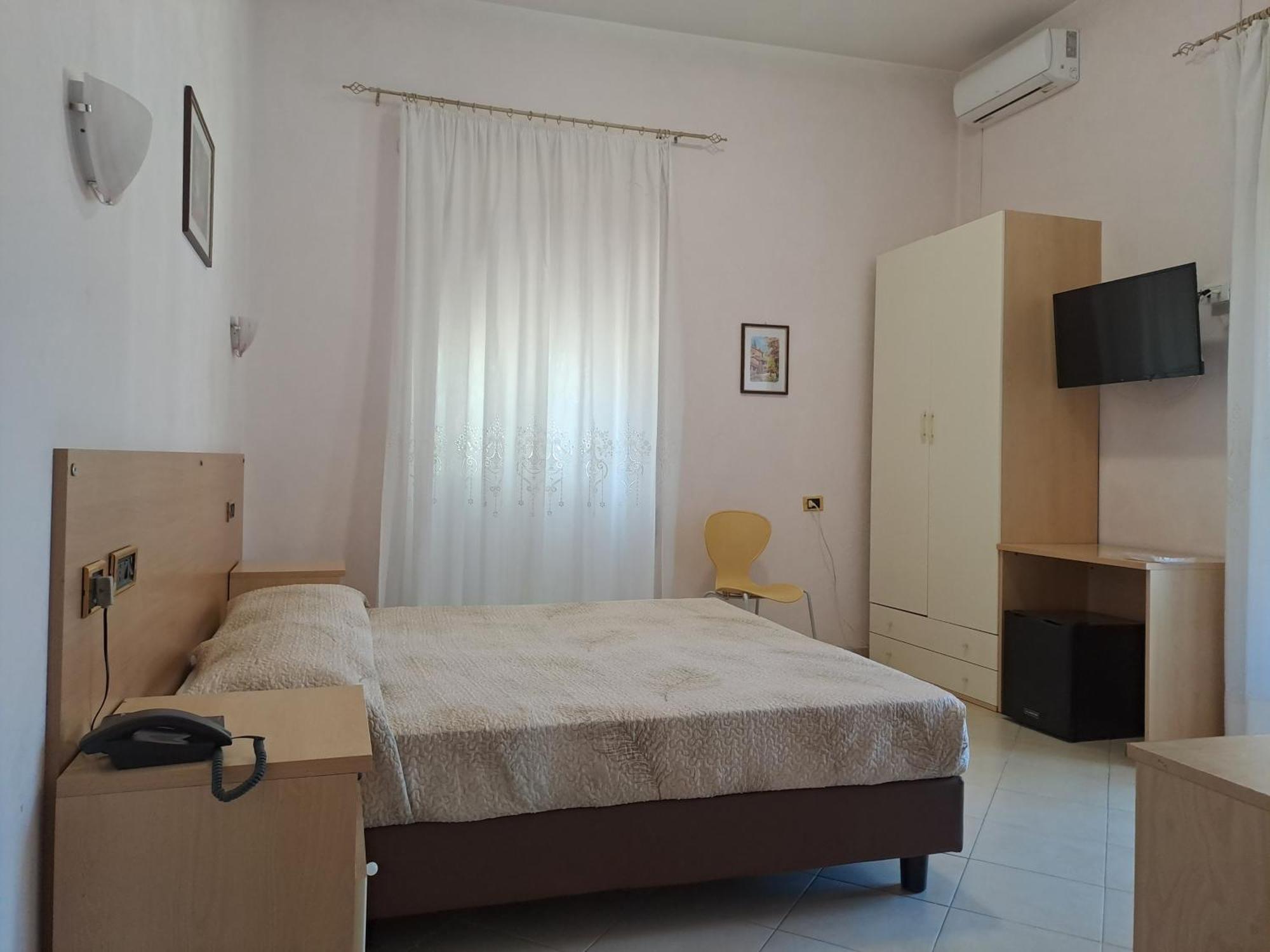 Hotel Villa Robinia Genzano di Roma Kültér fotó