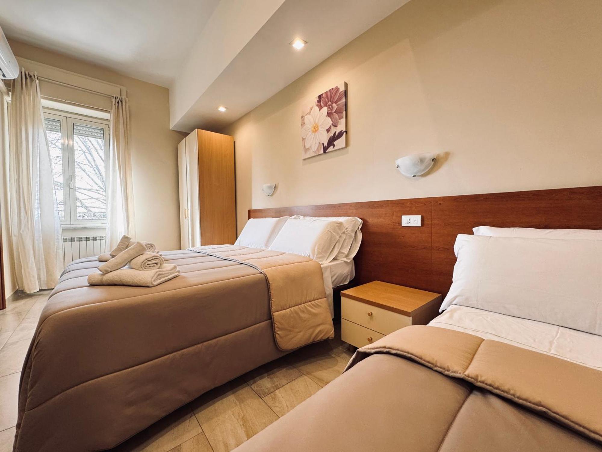 Hotel Villa Robinia Genzano di Roma Kültér fotó